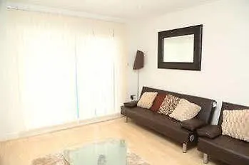Styl Short Stay Apartment London