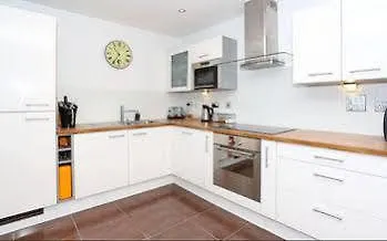 Styl Short Stay Apartment London