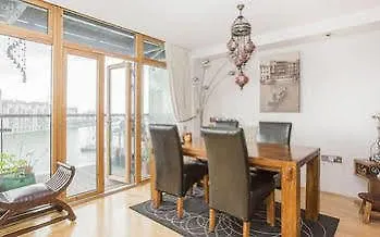 Styl Short Stay Apartment London