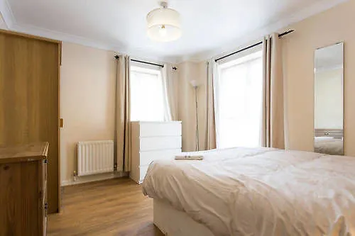 Styl Short Stay Apartment London