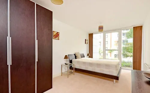 Styl Short Stay Apartment London