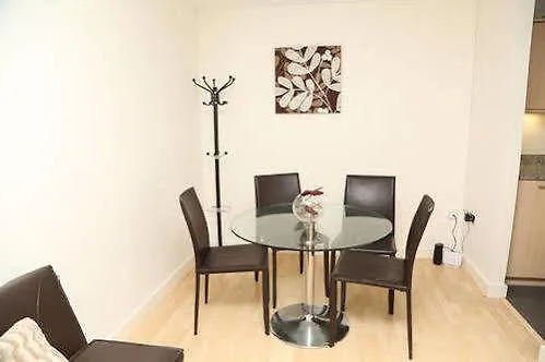 Styl Short Stay Apartment London