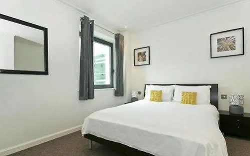 Styl Short Stay Apartment London